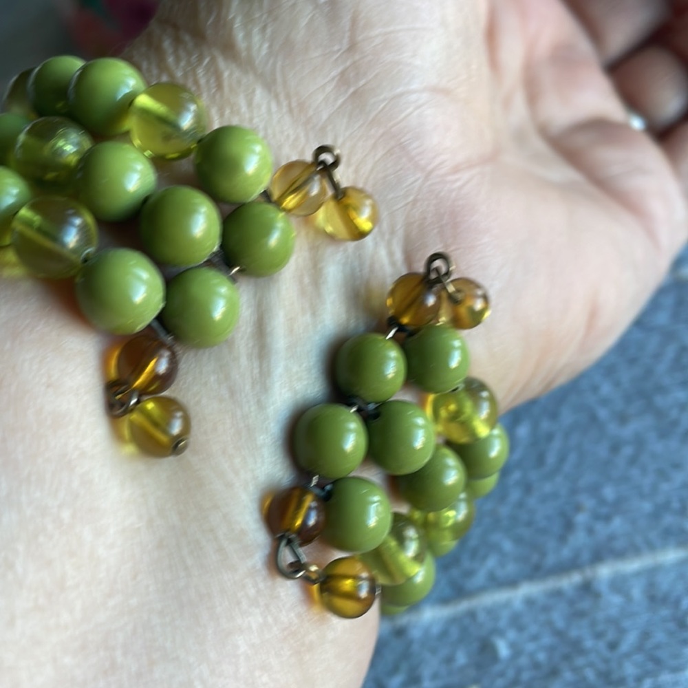 Bakelite flexible bangle - Picture 4 of 5
